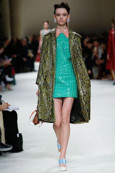 Look 22